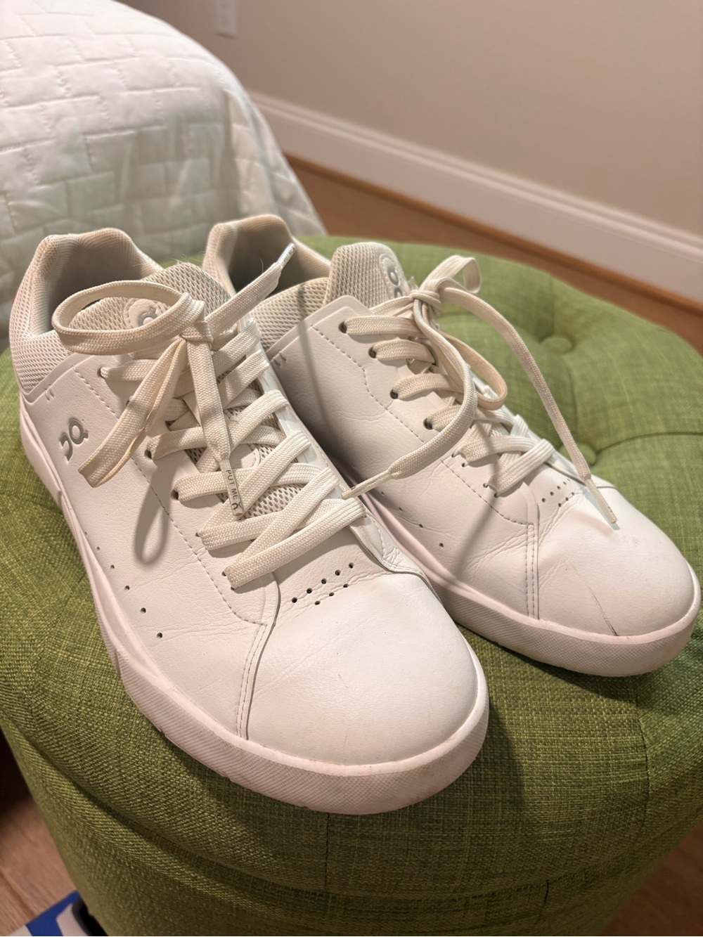 On Running Women’s White Leather Low-Top Sneakers